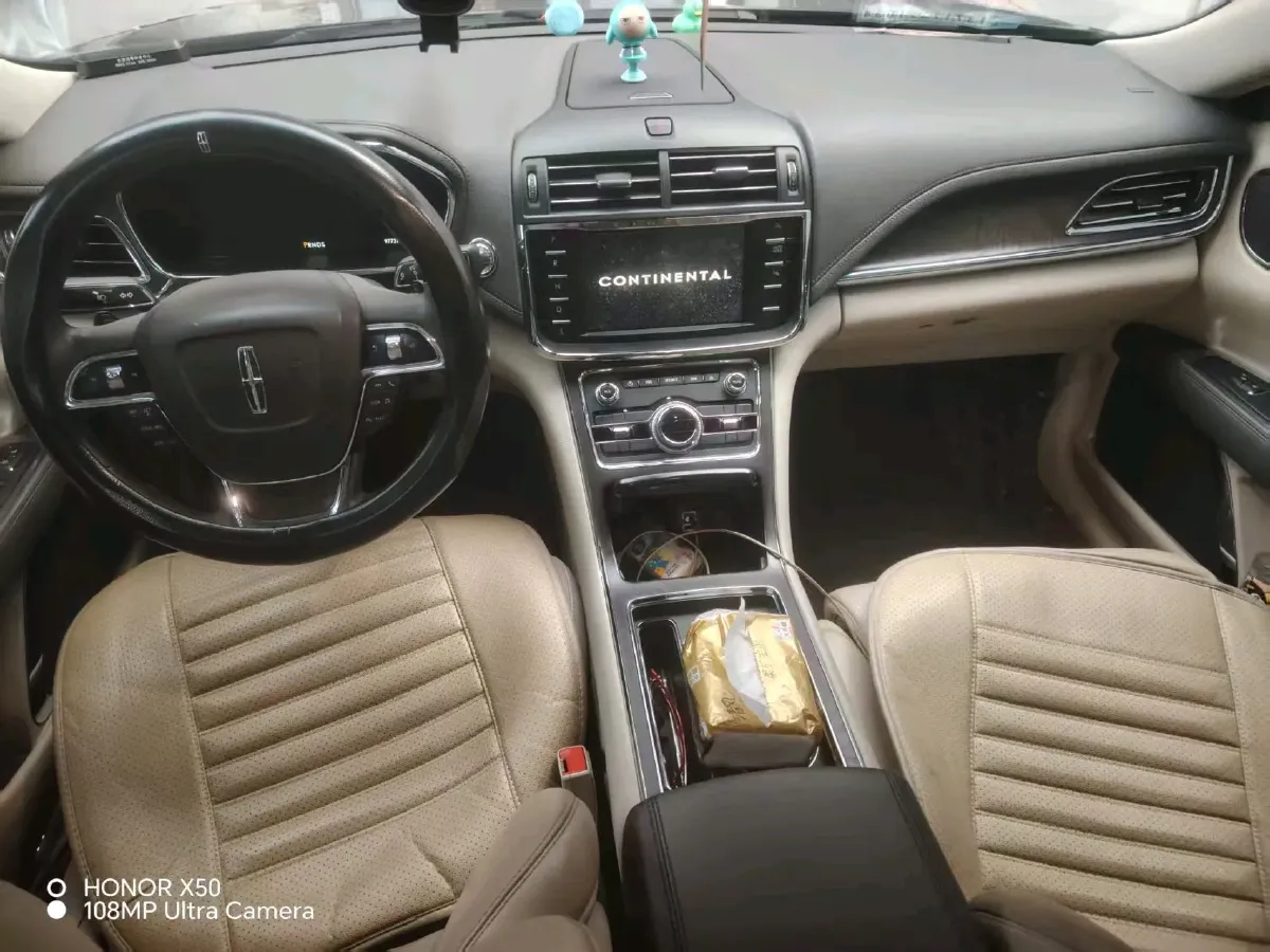 2017 Lincoln Continental 2.0T 261HP L4 6AT,autocango,china used car exporter,china ev exporter,chinese used car exporter,chinese used ev exporter