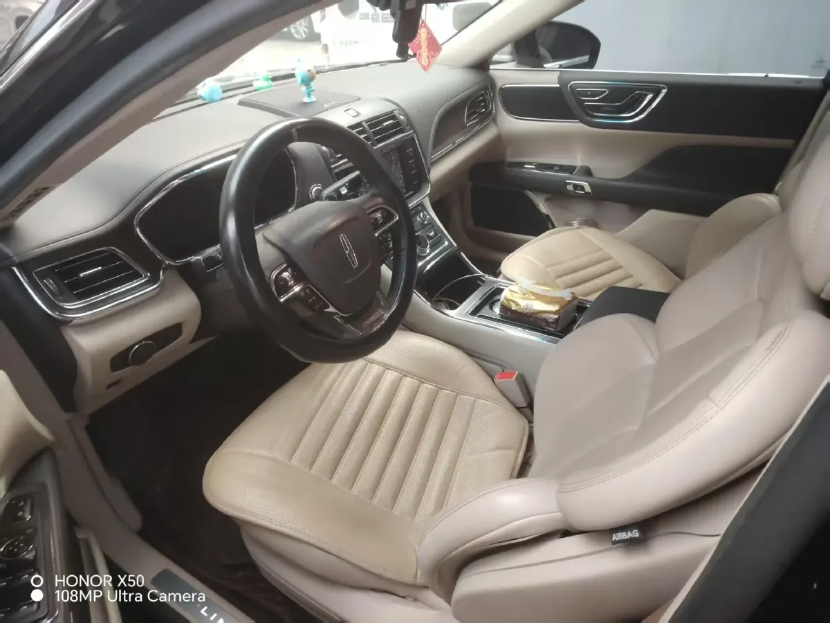 2017 Lincoln Continental 2.0T 261HP L4 6AT,autocango,china used car exporter,china ev exporter,chinese used car exporter,chinese used ev exporter