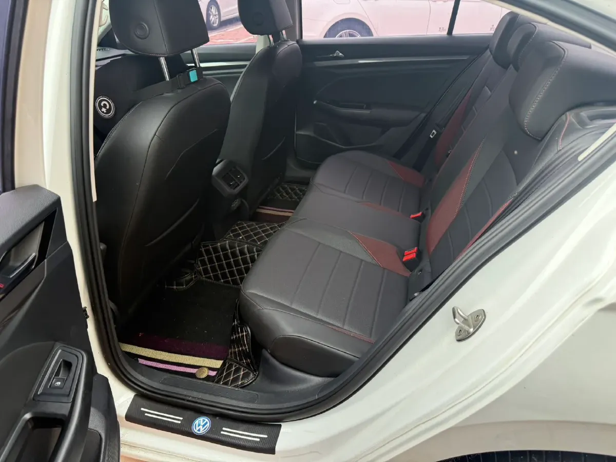 2021 Volkswagen Bora 1.5L 113HP L4 6AT,autocango,china used car exporter,china ev exporter,chinese used car exporter,chinese used ev exporter