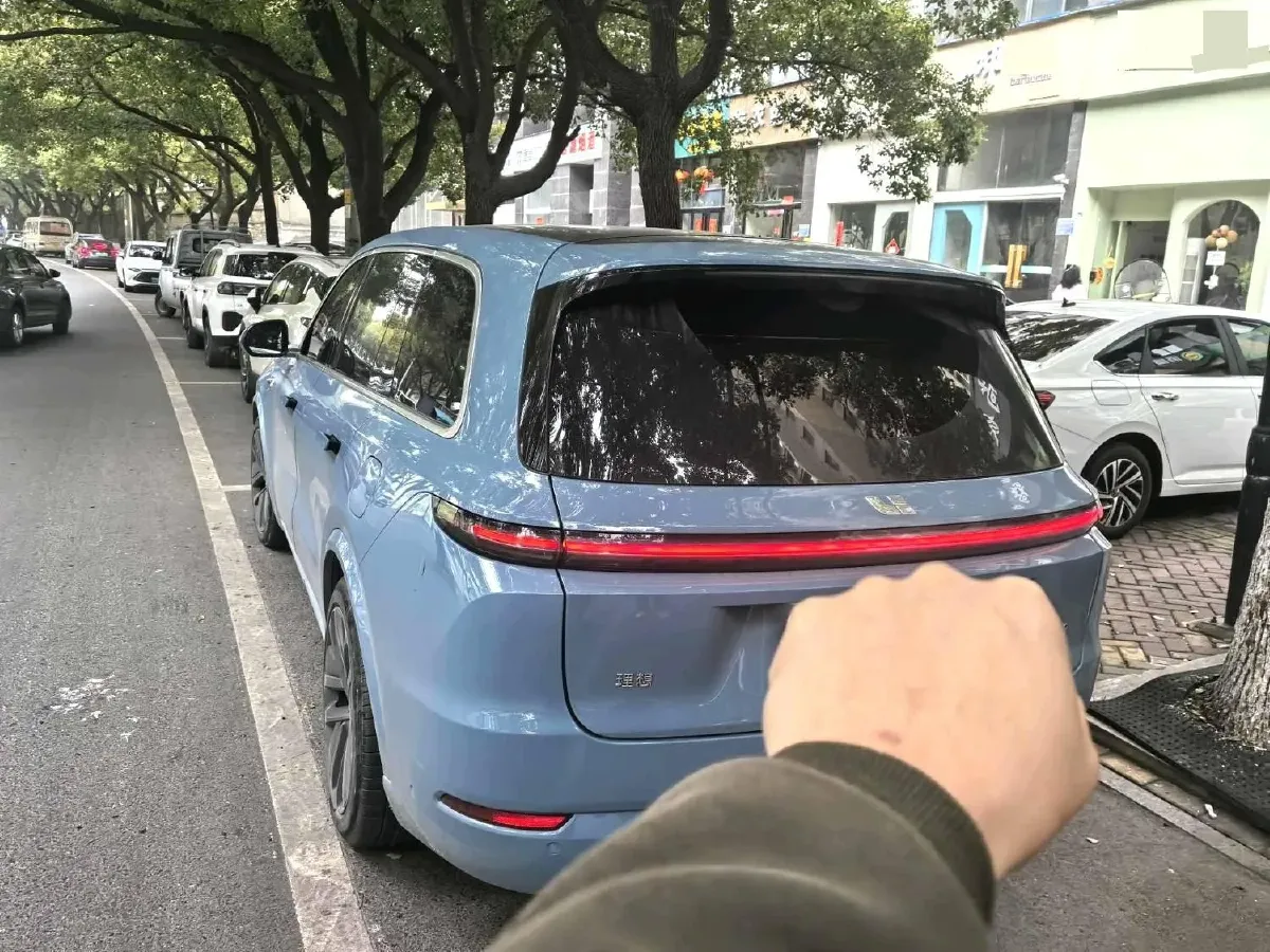 2022 Li L9 Range Extended 154HP REEV 42.6KWH,autocango,china used car exporter,china ev exporter,chinese used car exporter,chinese used ev exporter