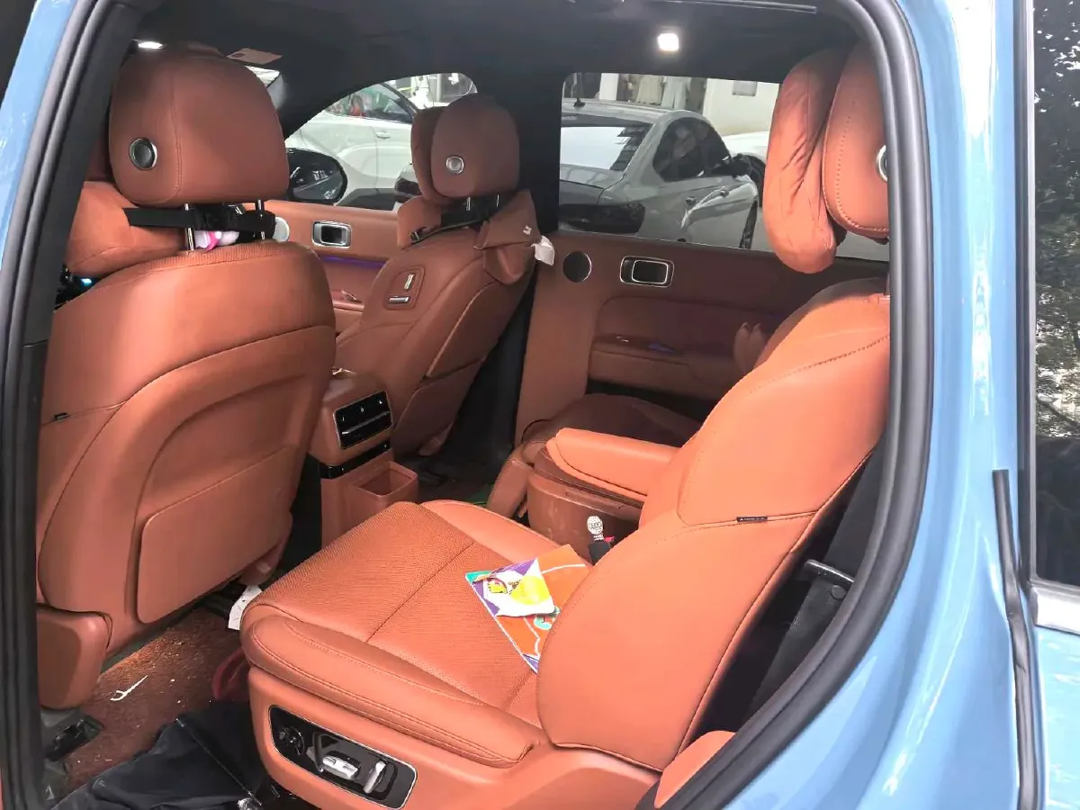 2022 Li L9 Range Extended 154HP REEV 42.6KWH,autocango,china used car exporter,china ev exporter,chinese used car exporter,chinese used ev exporter