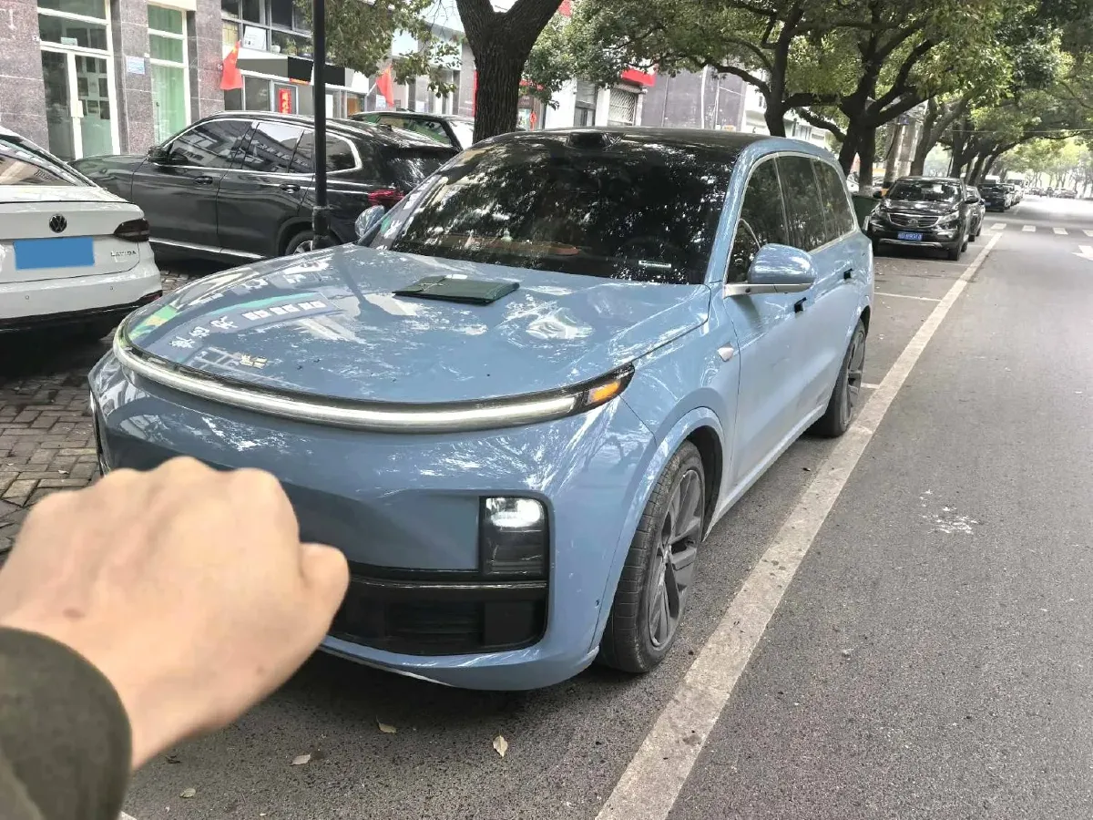 2022 Li L9 Range Extended 154HP REEV 42.6KWH,autocango,china used car exporter,china ev exporter,chinese used car exporter,chinese used ev exporter