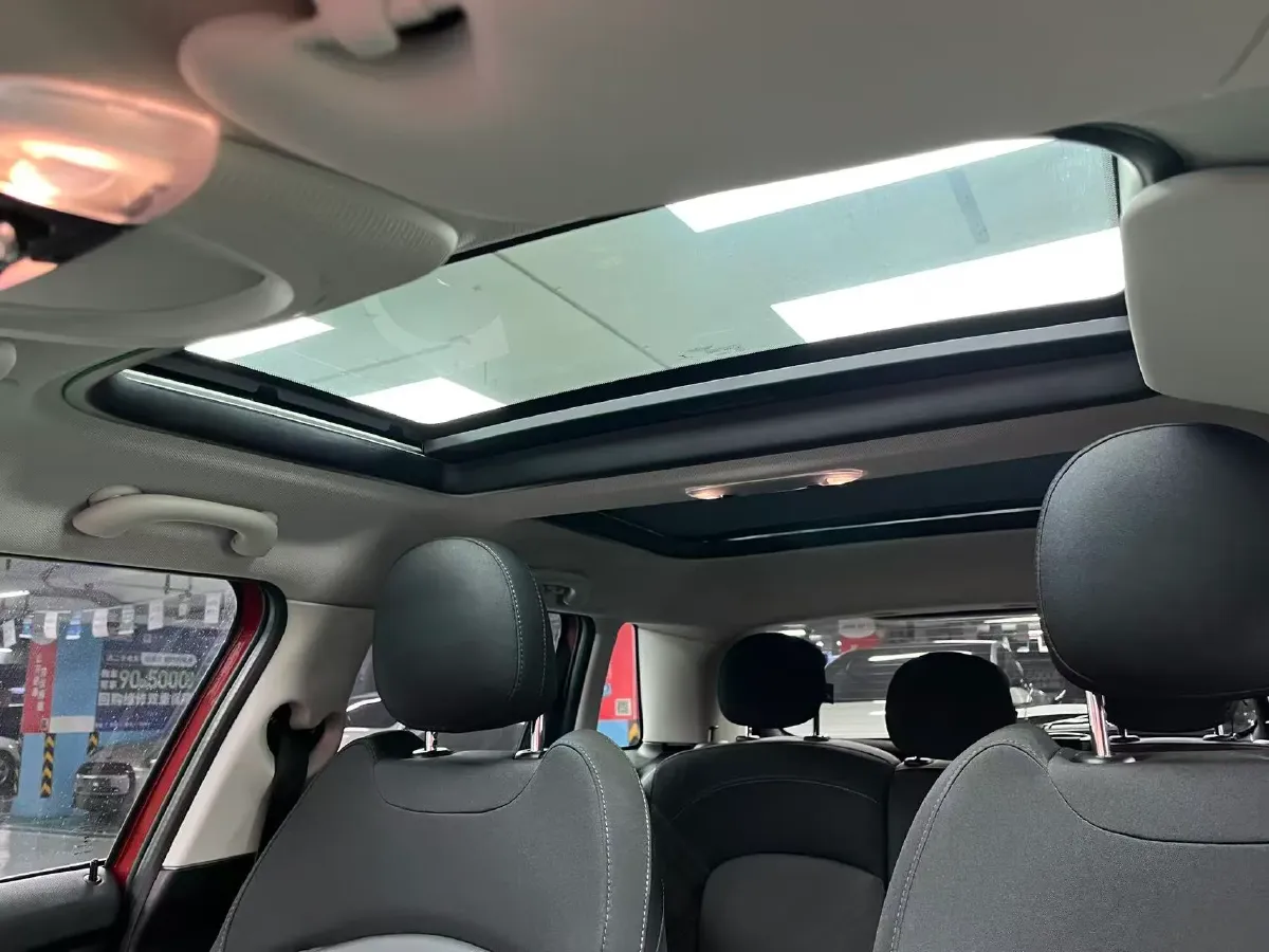 2015 MINI MINI 1.5T 136HP L3 6AT,autocango,china used car exporter,china ev exporter,chinese used car exporter,chinese used ev exporter