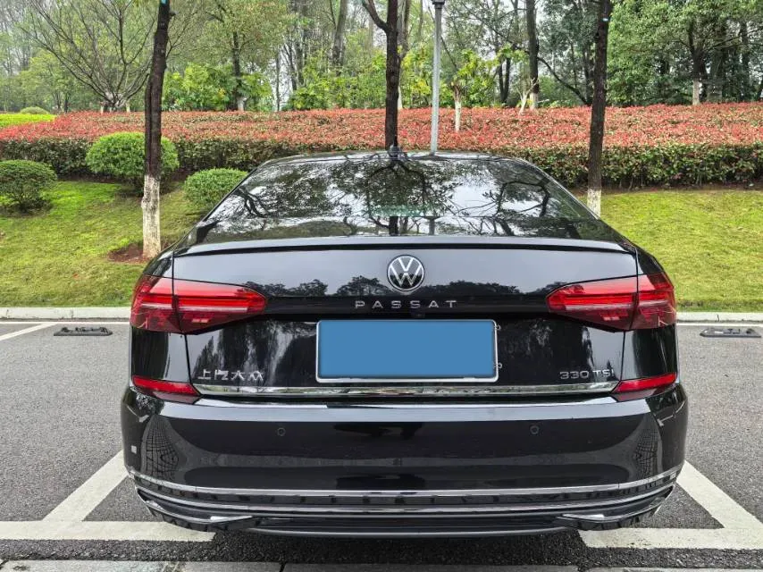 2020 Volkswagen Passat 2.0T 186HP L4 7DCT,autocango,china used car exporter,china ev exporter,chinese used car exporter,chinese used ev exporter