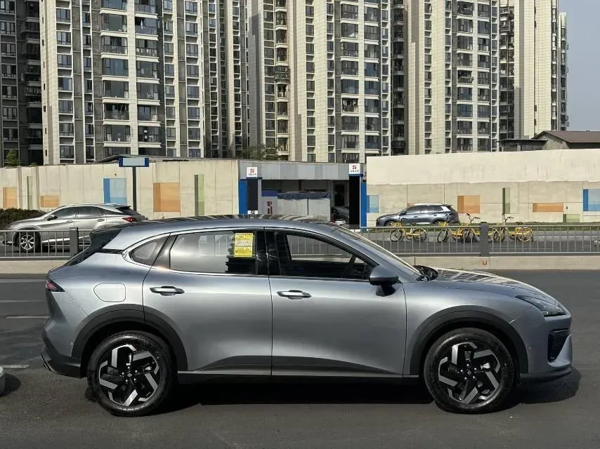 2024 MAXUS Interstellar 2.0T 143HP L4 6AT,autocango,china used car exporter,china ev exporter,chinese used car exporter,chinese used ev exporter