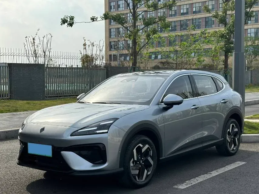 2024 MAXUS Interstellar 2.0T 143HP L4 6AT,autocango,china used car exporter,china ev exporter,chinese used car exporter,chinese used ev exporter