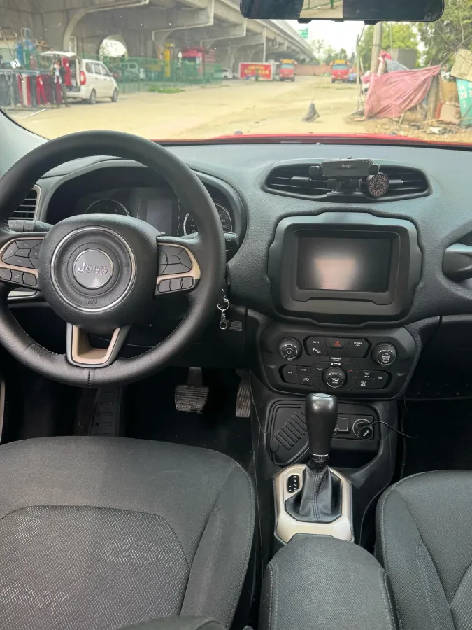 2018 Jeep Renegade 1.4T 150HP L4 7DCT,autocango,china used car exporter,china ev exporter,chinese used car exporter,chinese used ev exporter