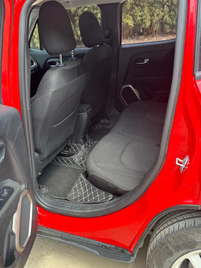 2018 Jeep Renegade 1.4T 150HP L4 7DCT,autocango,china used car exporter,china ev exporter,chinese used car exporter,chinese used ev exporter