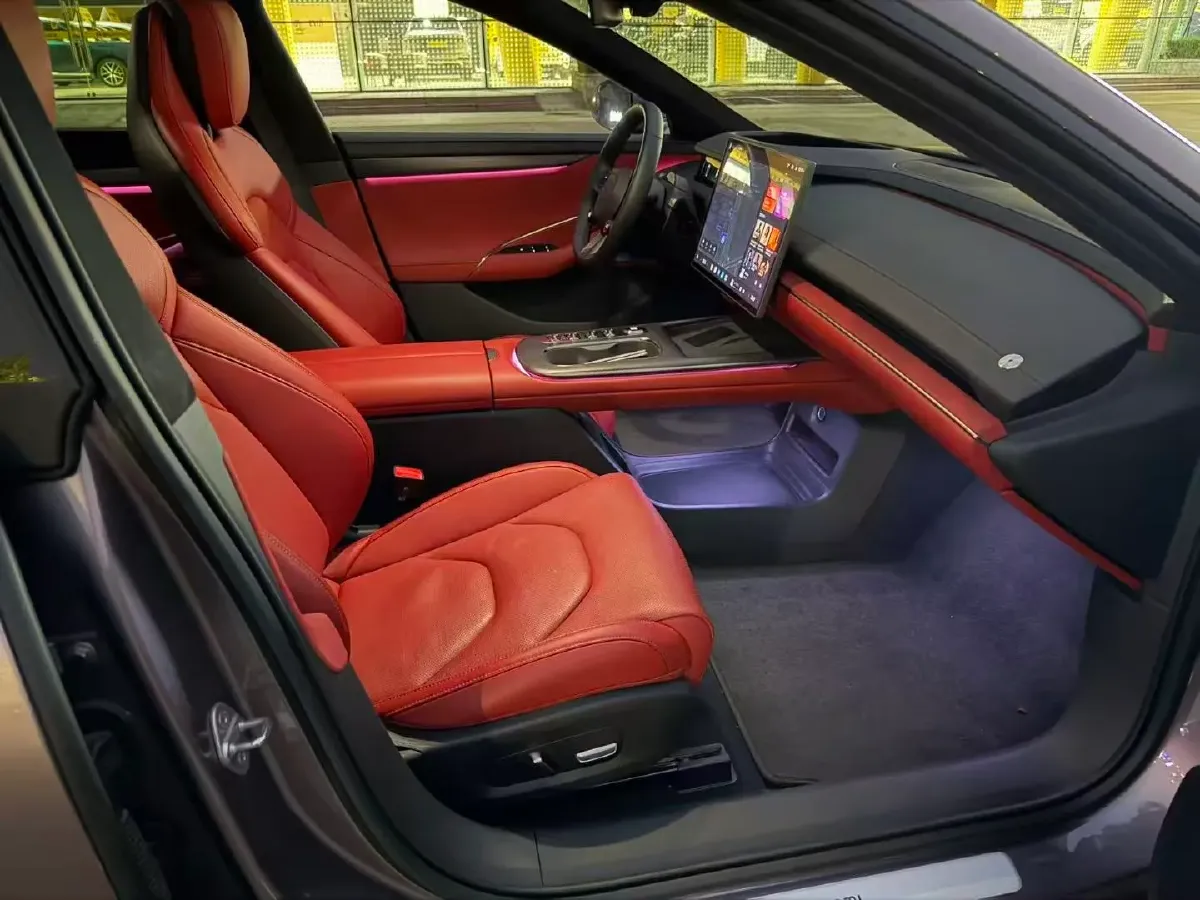 2024 MI SU7 BEV 101KWH,autocango,china used car exporter,china ev exporter,chinese used car exporter,chinese used ev exporter