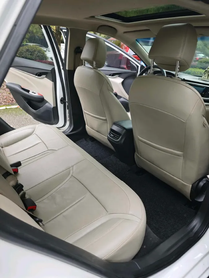 2019 Buick Excelle 1.0T 125HP L3 6DCT,autocango,china used car exporter,china ev exporter,chinese used car exporter,chinese used ev exporter