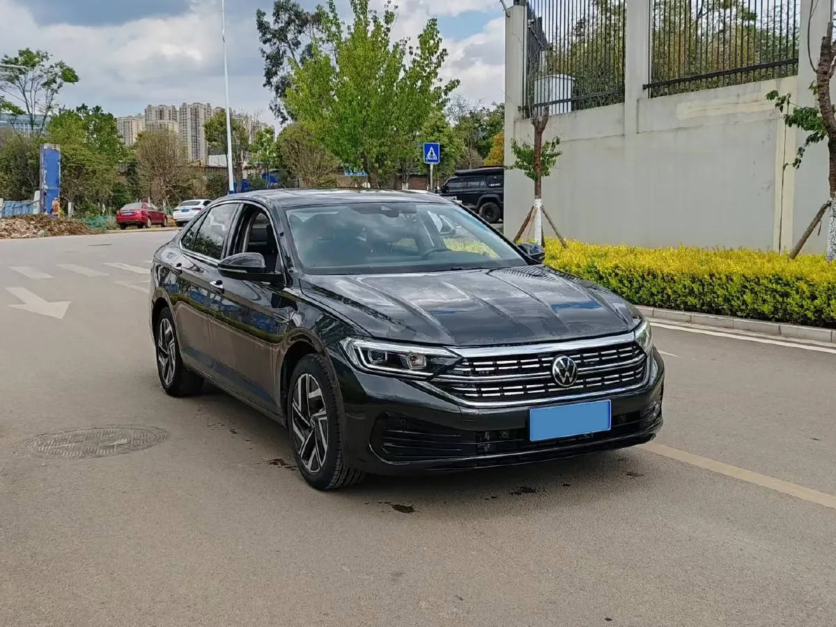 2023 Volkswagen Sagitar 1.5T 160HP L4 7DCT,autocango,china used car exporter,china ev exporter,chinese used car exporter,chinese used ev exporter