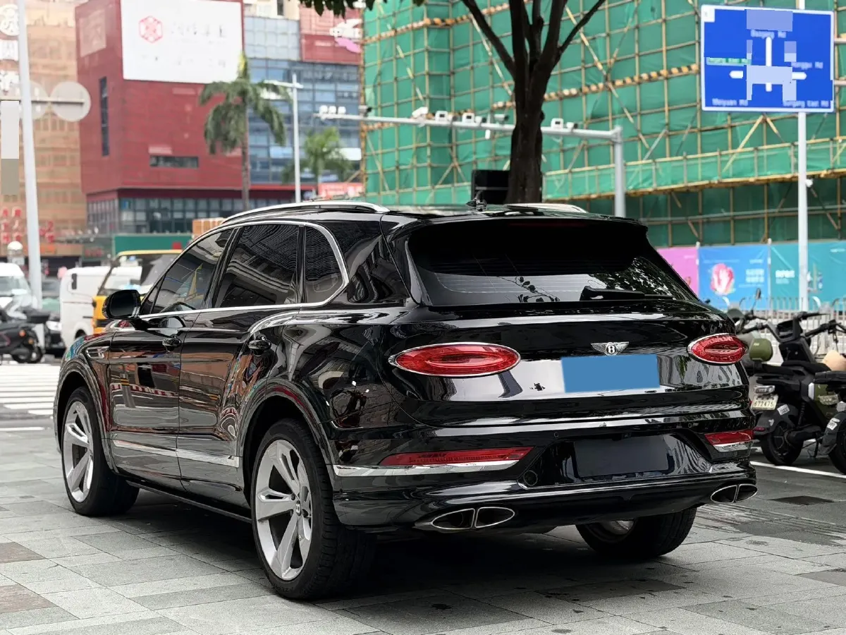 2021 Bentley Bentayga 4.0T 550HP V8 8AT,autocango,china used car exporter,china ev exporter,chinese used car exporter,chinese used ev exporter