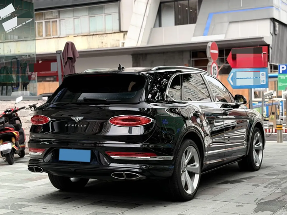 2021 Bentley Bentayga 4.0T 550HP V8 8AT,autocango,china used car exporter,china ev exporter,chinese used car exporter,chinese used ev exporter