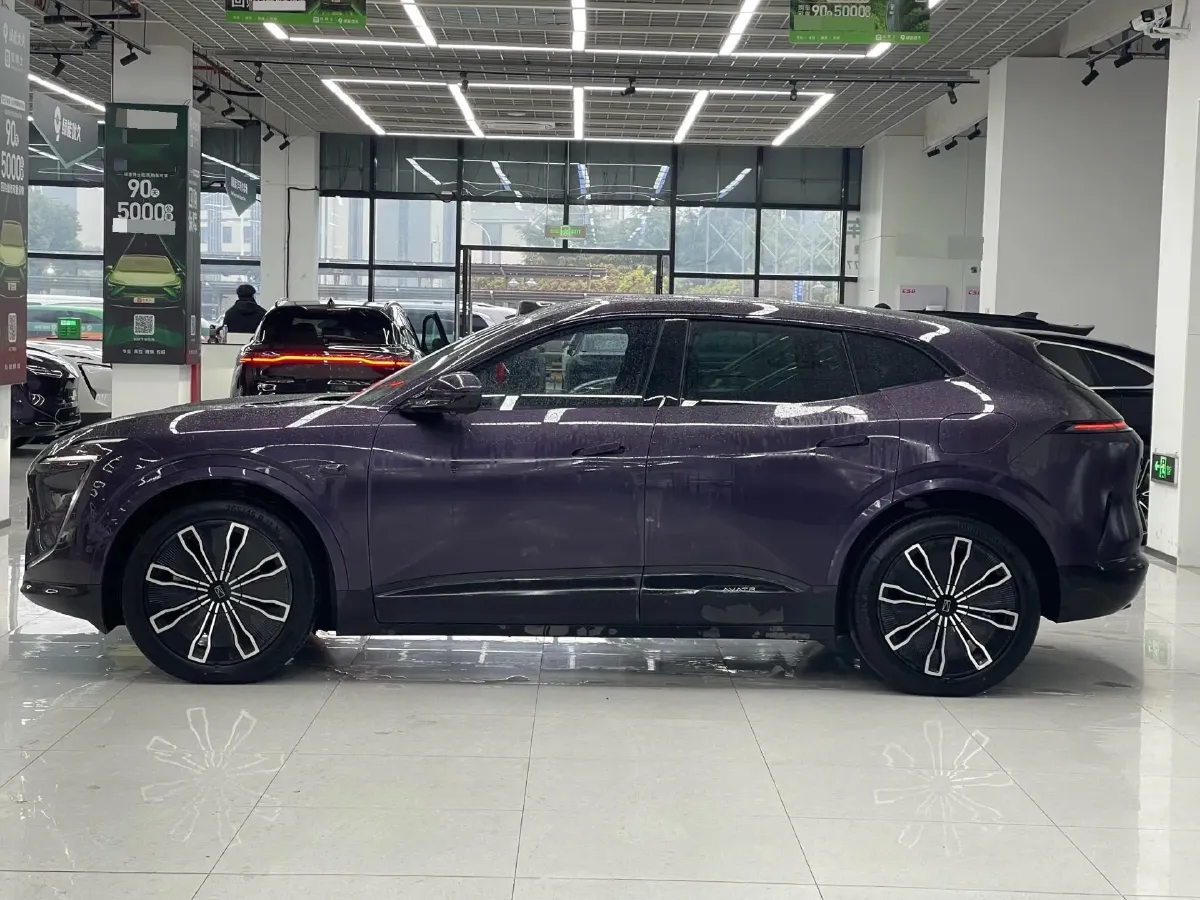 2024 Avatr 07 1.5T 156HP L4 REEV 39.05KWH,autocango,china used car exporter,china ev exporter,chinese used car exporter,chinese used ev exporter