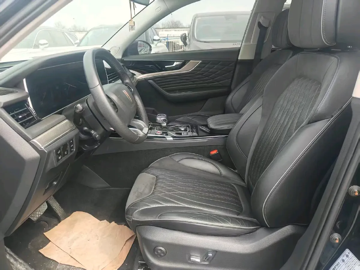 2022 HongQi HS5 2.0T 224HP L4 6AT,autocango,china used car exporter,china ev exporter,chinese used car exporter,chinese used ev exporter