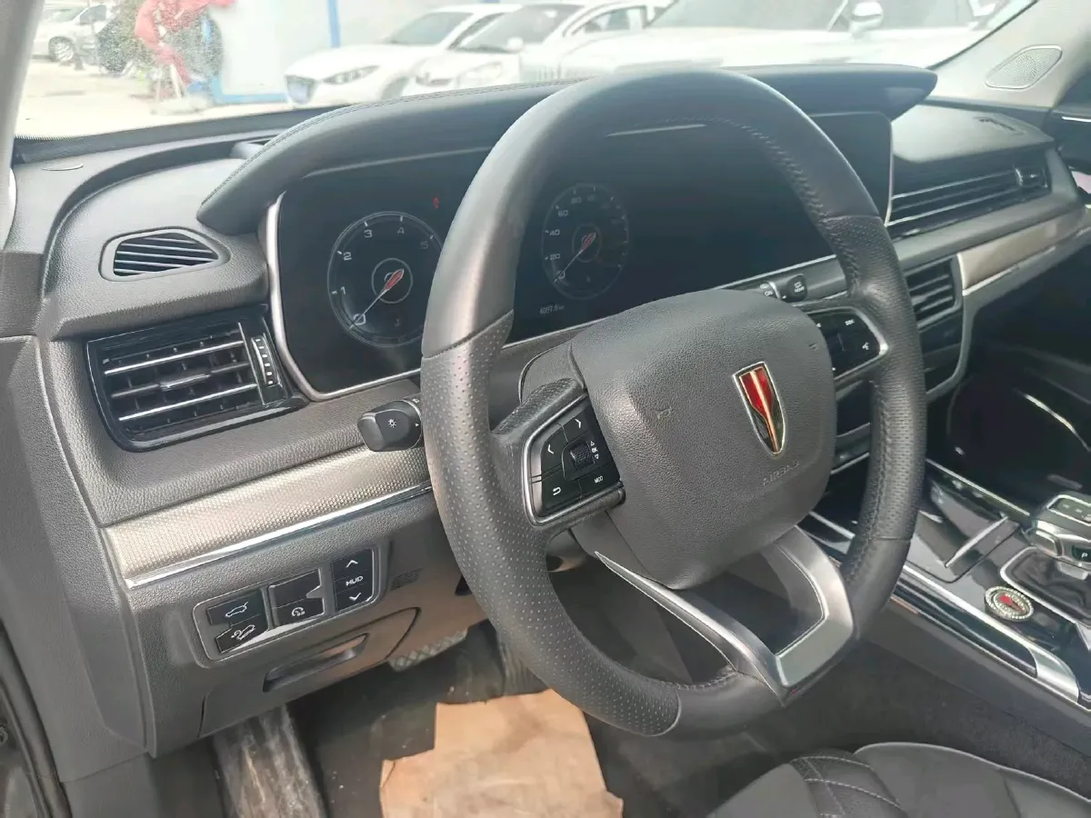 2022 HongQi HS5 2.0T 224HP L4 6AT,autocango,china used car exporter,china ev exporter,chinese used car exporter,chinese used ev exporter