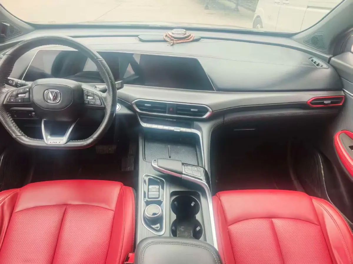 2020 ChangAn UNI-T 1.5T 180HP L4 7DCT,autocango,china used car exporter,china ev exporter,chinese used car exporter,chinese used ev exporter