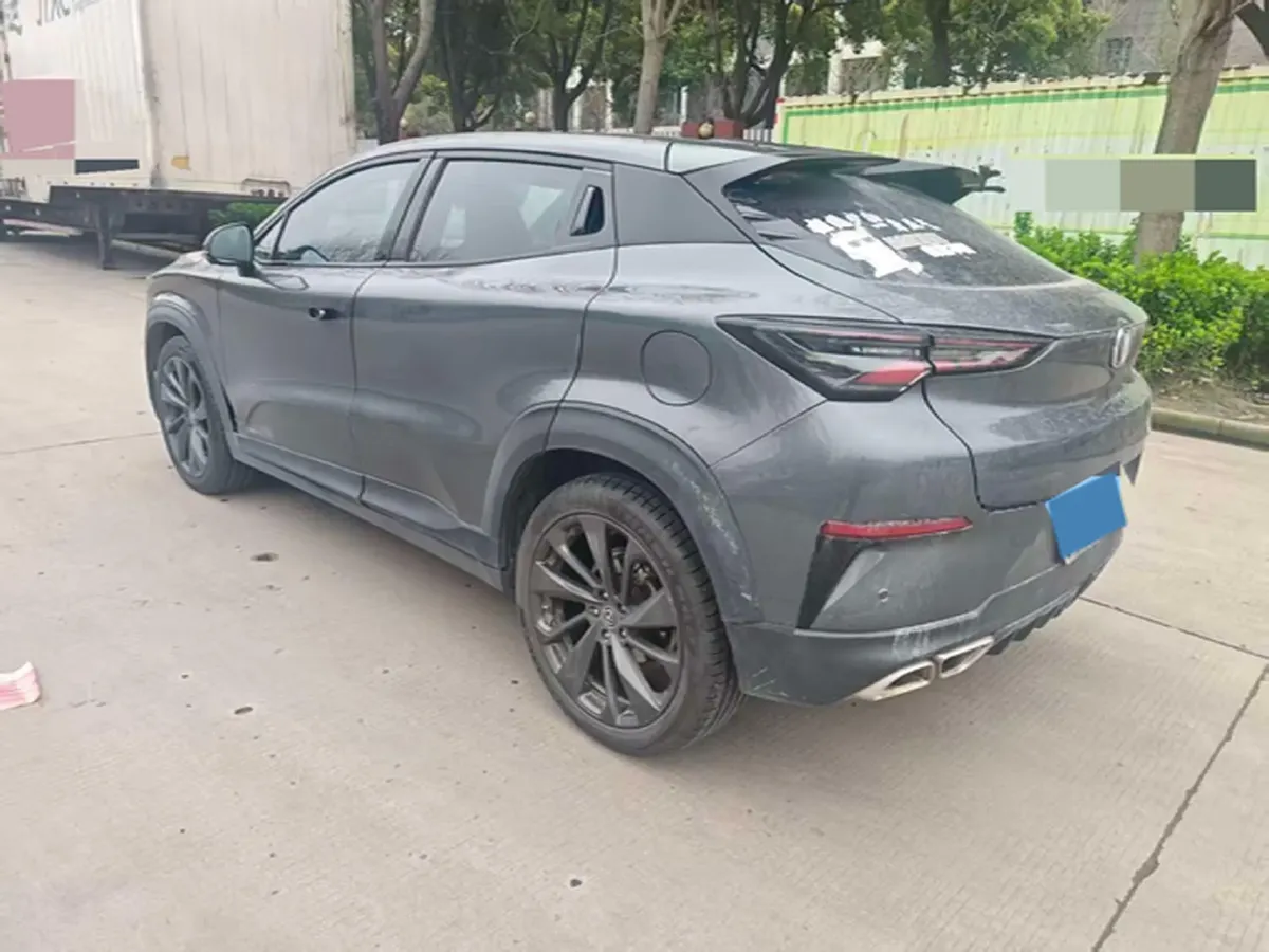 2020 ChangAn UNI-T 1.5T 180HP L4 7DCT,autocango,china used car exporter,china ev exporter,chinese used car exporter,chinese used ev exporter