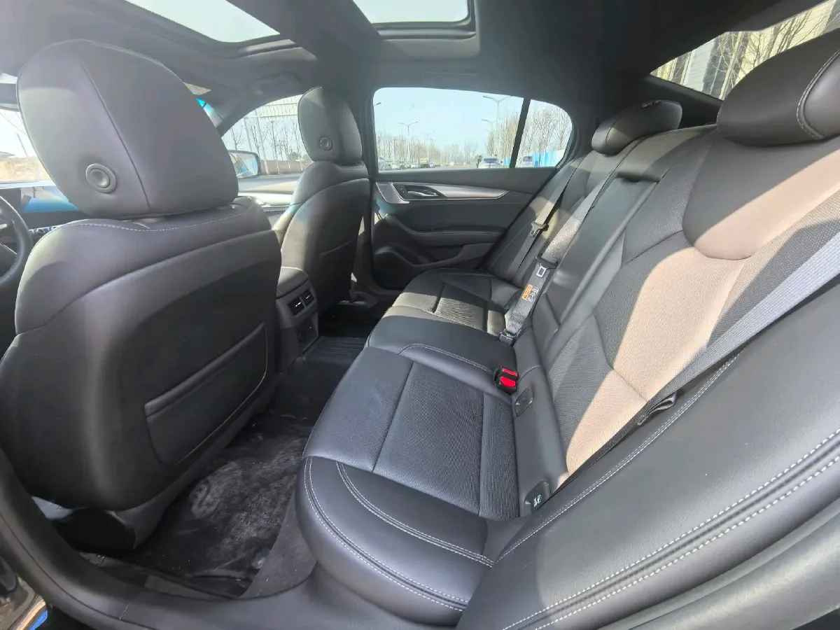 2021 Cadillac CT5 2.0T 237HP L4 10AT,autocango,china used car exporter,china ev exporter,chinese used car exporter,chinese used ev exporter