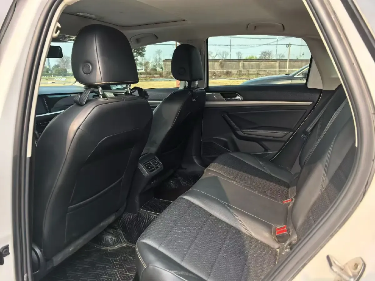 2021 Volkswagen Lavida 1.5L 113HP L4 6AT,autocango,china used car exporter,china ev exporter,chinese used car exporter,chinese used ev exporter