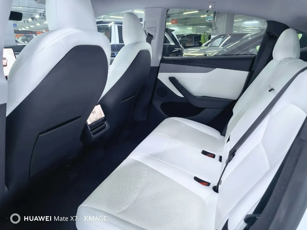 2025 Tesla Model Y BEV,autocango,china used car exporter,china ev exporter,chinese used car exporter,chinese used ev exporter