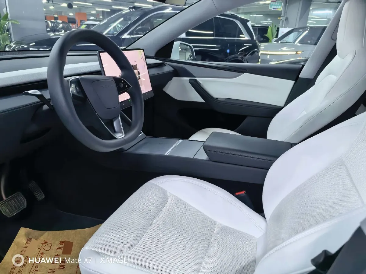 2025 Tesla Model Y BEV,autocango,china used car exporter,china ev exporter,chinese used car exporter,chinese used ev exporter