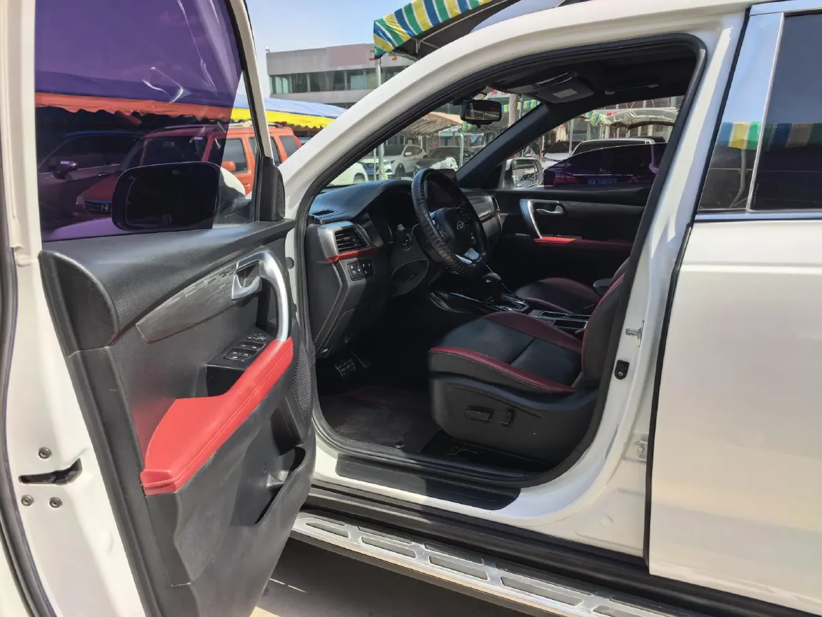 2018 Kia Sportage R 2.0L 160HP L4 6AT,autocango,china used car exporter,china ev exporter,chinese used car exporter,chinese used ev exporter