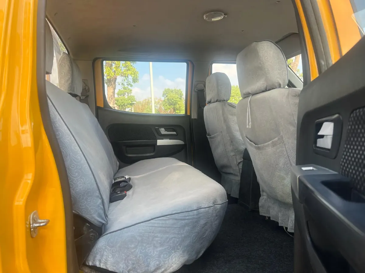 2019 Dongfeng RuiQi 2.4L 158HP L4 5MT,autocango,china used car exporter,china ev exporter,chinese used car exporter,chinese used ev exporter