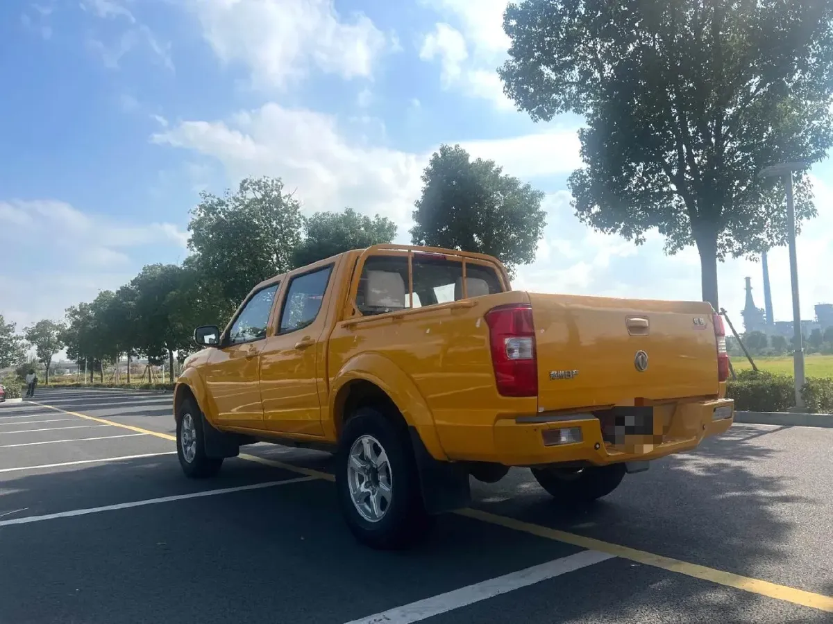 2019 Dongfeng RuiQi 2.4L 158HP L4 5MT,autocango,china used car exporter,china ev exporter,chinese used car exporter,chinese used ev exporter