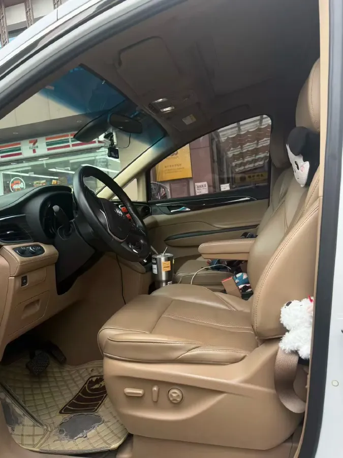 2018 Buick GL8 2.0T 260HP L4 6AT,autocango,china used car exporter,china ev exporter,chinese used car exporter,chinese used ev exporter