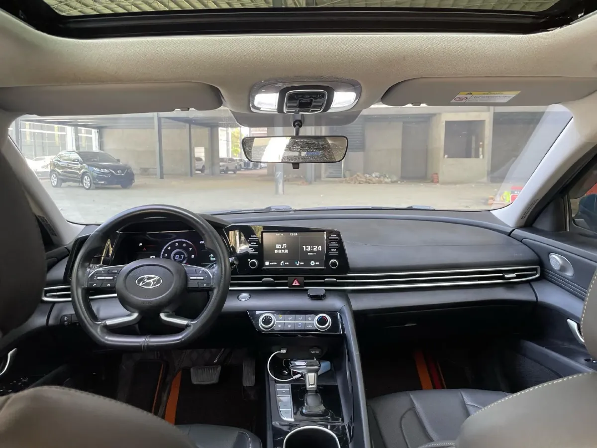 2022 Hyundai Elantra 1.5L 115HP L4 CVT,autocango,china used car exporter,china ev exporter,chinese used car exporter,chinese used ev exporter