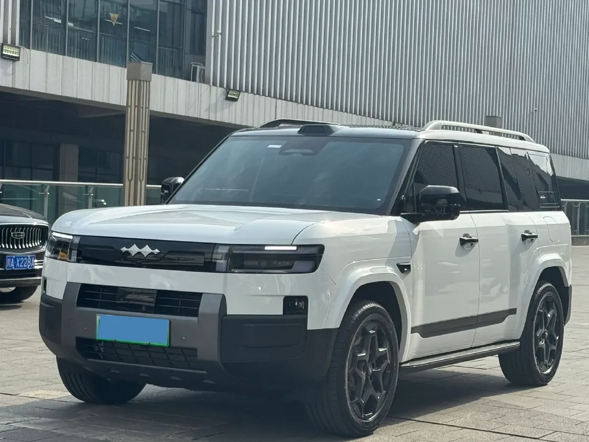 2025 FangChengBao Tai 7 1.5T 156HP L4 E-CVT PHEV,autocango,china used car exporter,china ev exporter,chinese used car exporter,chinese used ev exporter
