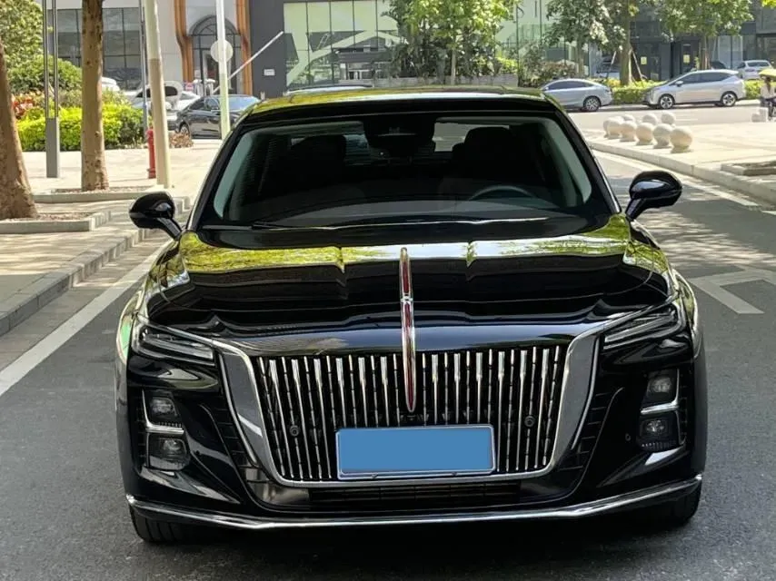 2024 HongQi H5 2.0T 224HP L4 8AT,autocango,china used car exporter,china ev exporter,chinese used car exporter,chinese used ev exporter
