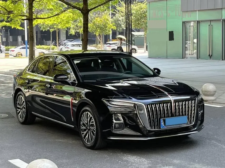 2024 HongQi H5 2.0T 224HP L4 8AT,autocango,china used car exporter,china ev exporter,chinese used car exporter,chinese used ev exporter