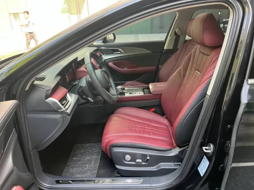 2024 HongQi H5 2.0T 224HP L4 8AT,autocango,china used car exporter,china ev exporter,chinese used car exporter,chinese used ev exporter