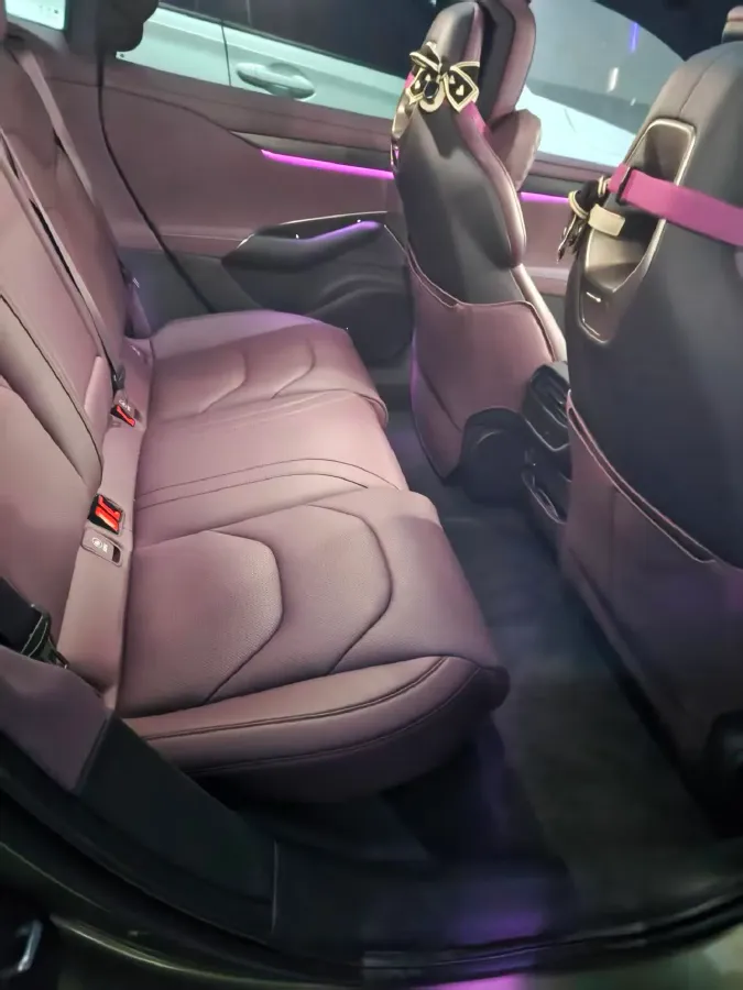 2024 MI SU7 BEV 101KWH,autocango,china used car exporter,china ev exporter,chinese used car exporter,chinese used ev exporter