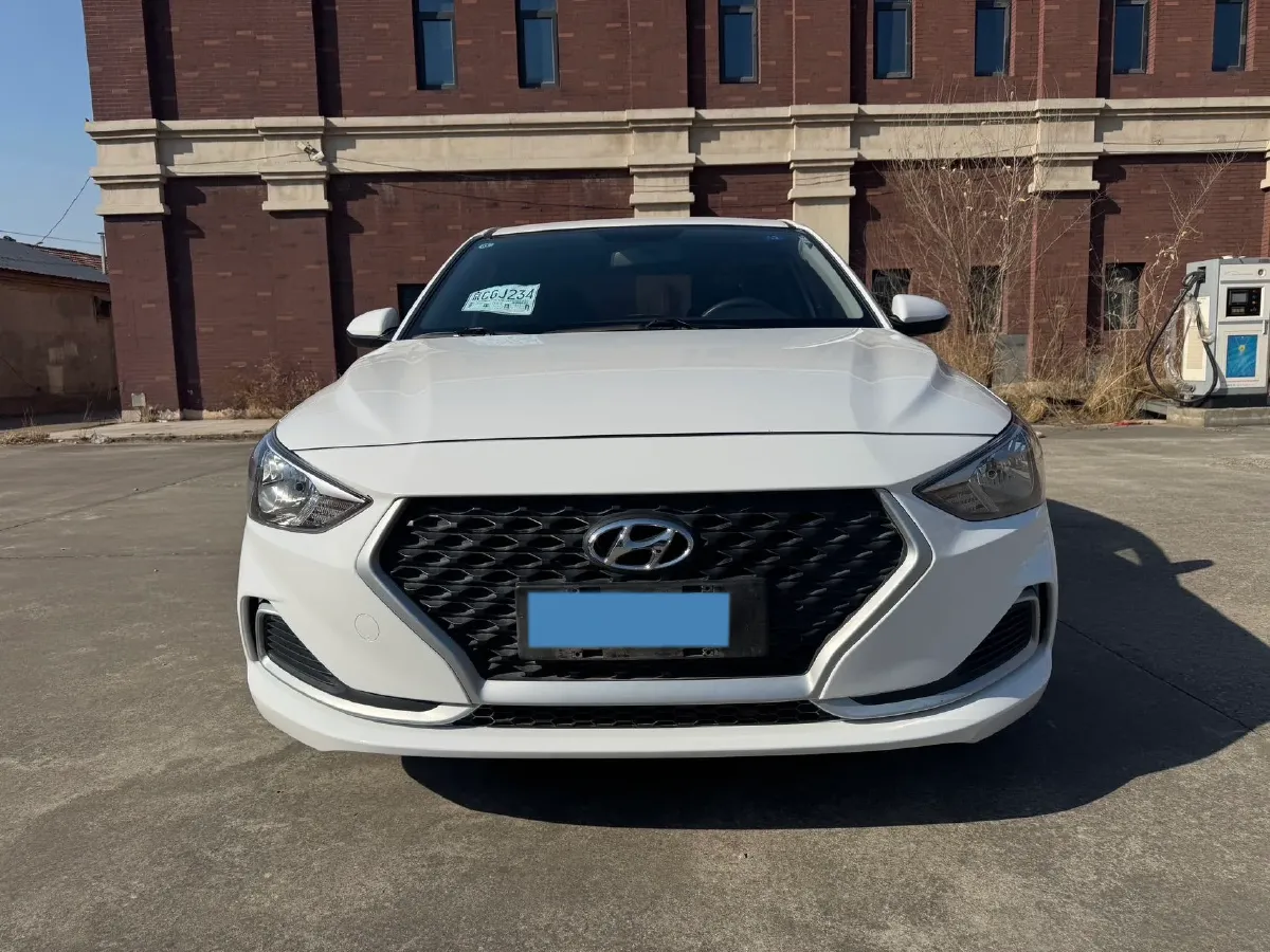 2020 Hyundai Celesta 1.6L 123HP L4 6AT,autocango,china used car exporter,china ev exporter,chinese used car exporter,chinese used ev exporter