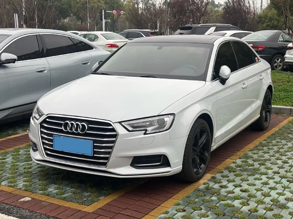 2020 Audi A3 1.4T 150HP L4 7DCT,autocango,china used car exporter,china ev exporter,chinese used car exporter,chinese used ev exporter