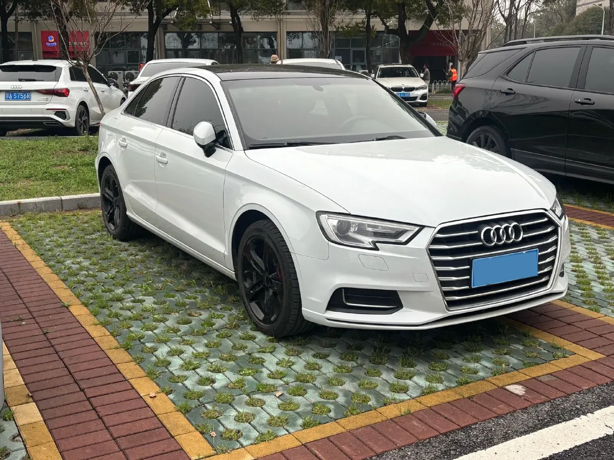 2020 Audi A3 1.4T 150HP L4 7DCT,autocango,china used car exporter,china ev exporter,chinese used car exporter,chinese used ev exporter