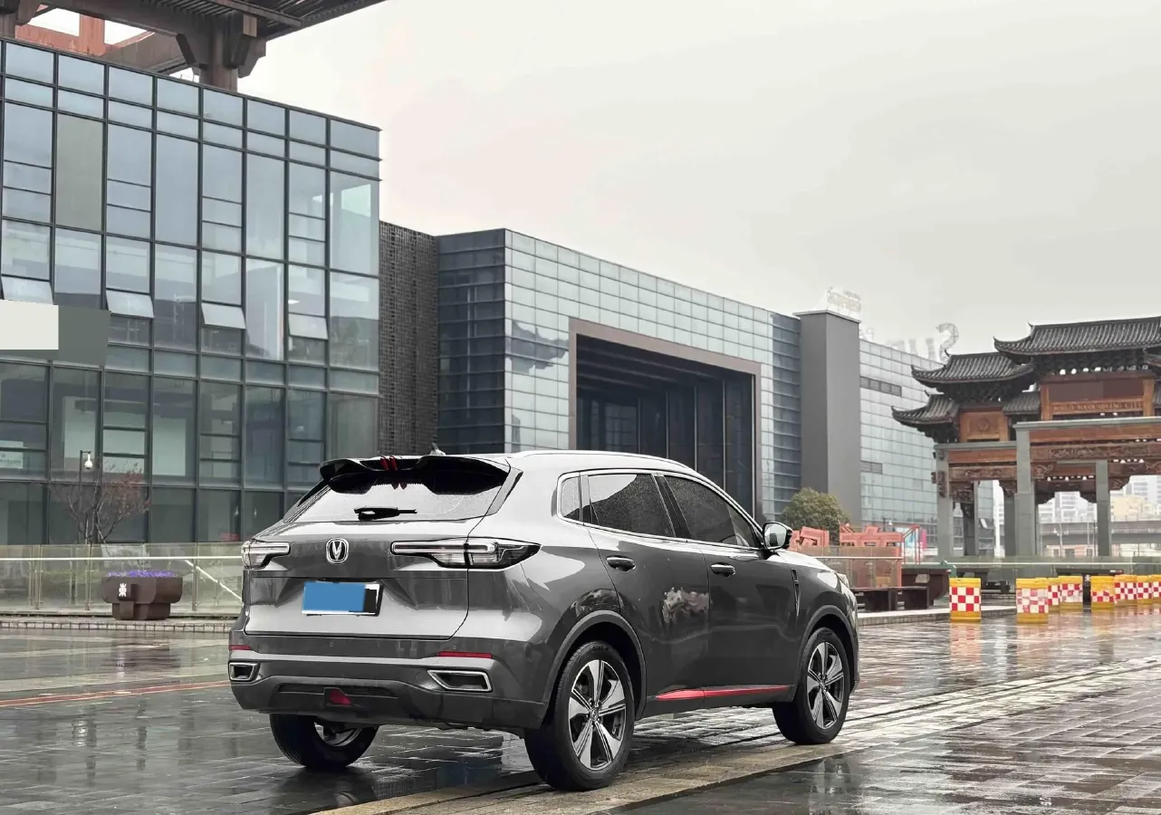 2022 ChangAn Oshan X7 Plus 1.5T 188HP L4 7DCT,autocango,china used car exporter,china ev exporter,chinese used car exporter,chinese used ev exporter