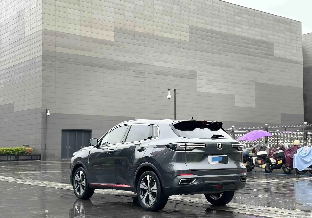 2022 ChangAn Oshan X7 Plus 1.5T 188HP L4 7DCT,autocango,china used car exporter,china ev exporter,chinese used car exporter,chinese used ev exporter