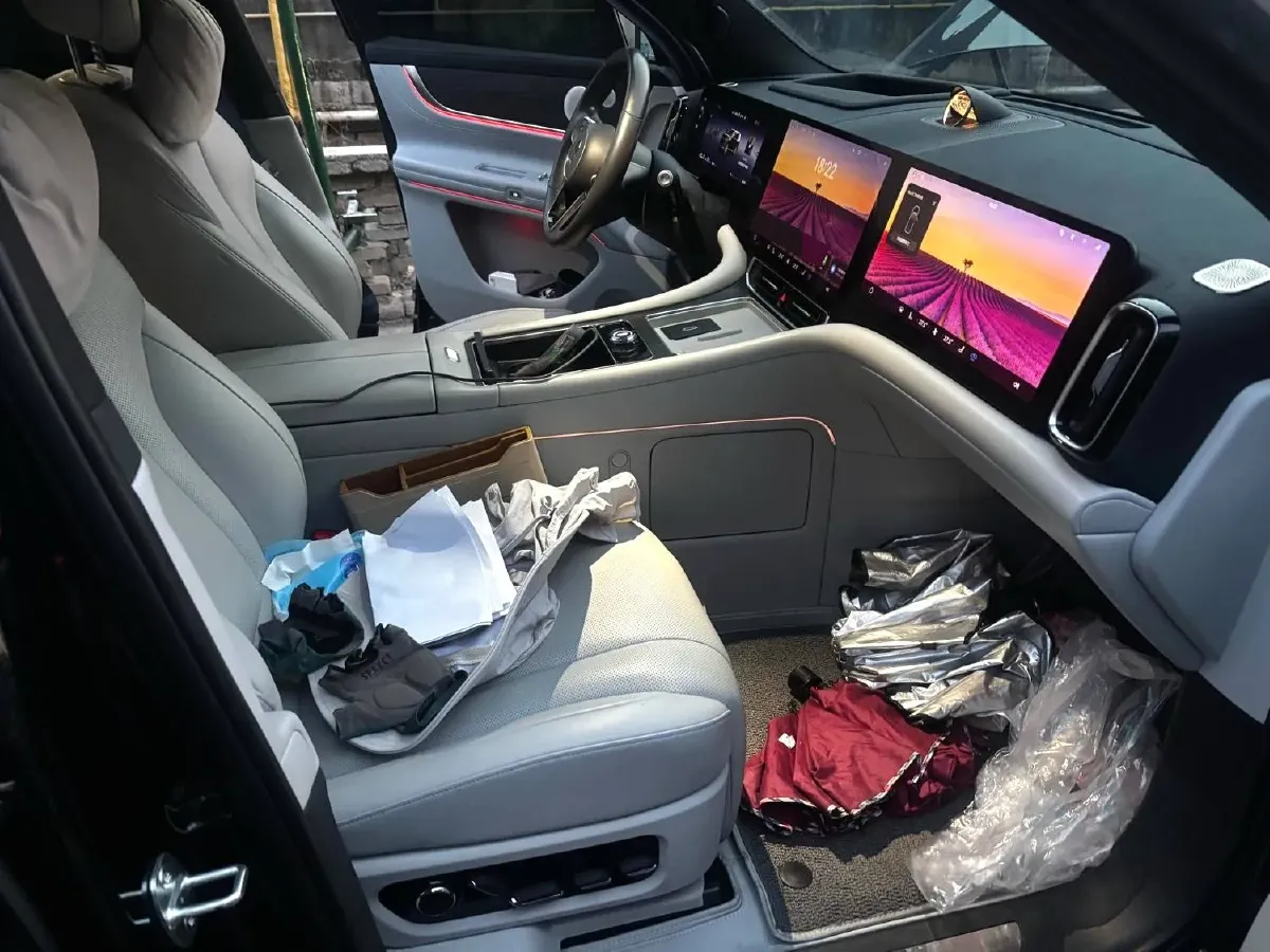 2024 AITO AITO M9 1.5T 152HP L4 REEV 42KWH,autocango,china used car exporter,china ev exporter,chinese used car exporter,chinese used ev exporter