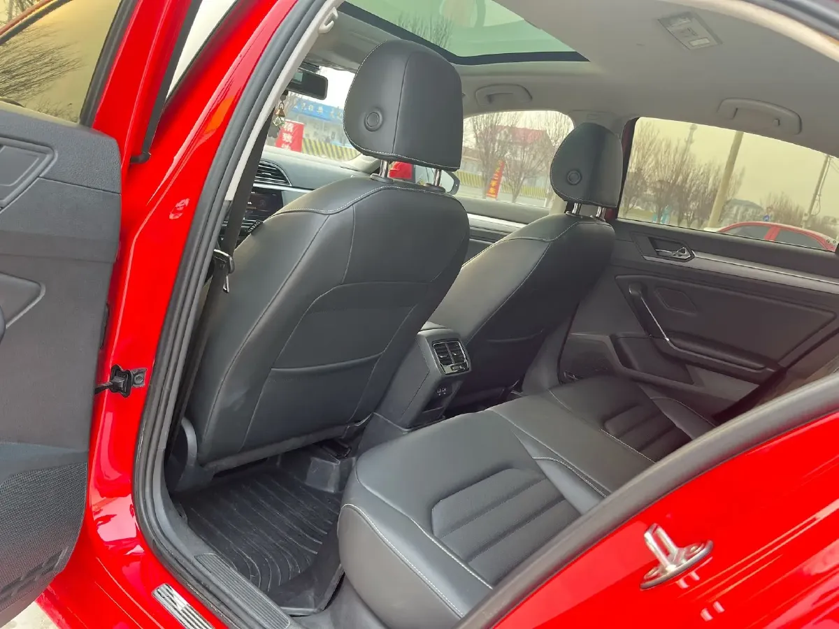 2019 Volkswagen Passat 1.4T 150HP L4 7DCT,autocango,china used car exporter,china ev exporter,chinese used car exporter,chinese used ev exporter