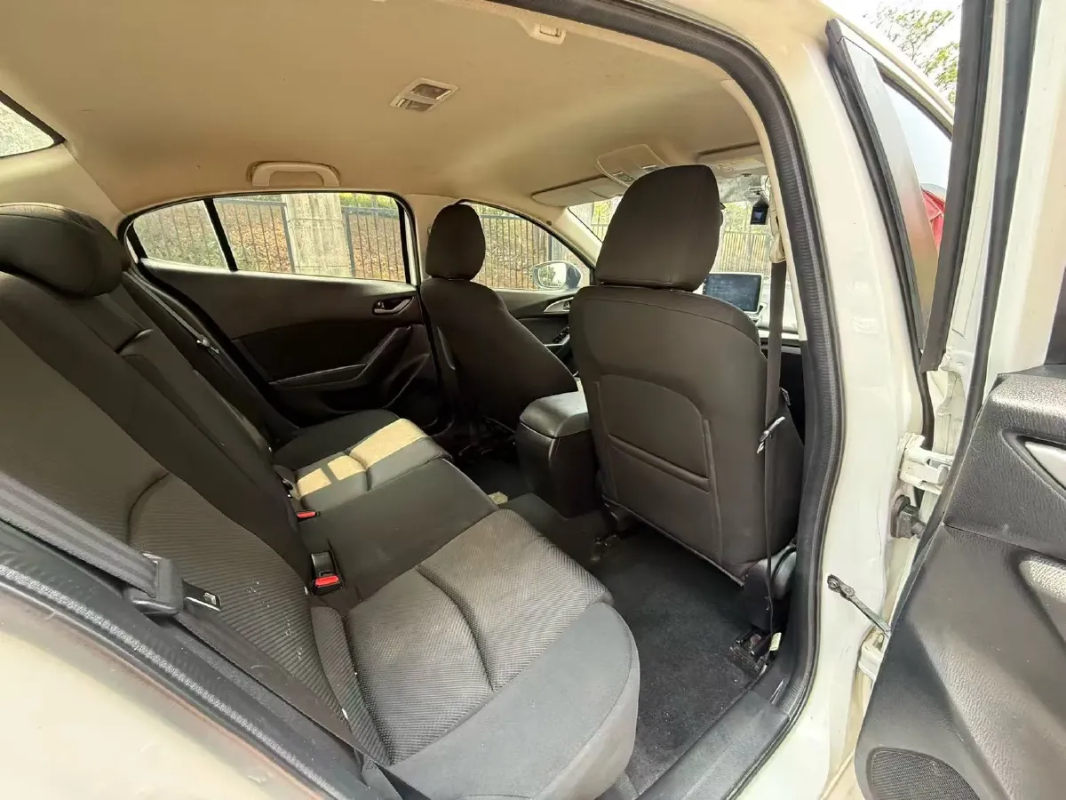 2017 Mazda 3 Axela 1.5L 117HP L4 6AT,autocango,china used car exporter,china ev exporter,chinese used car exporter,chinese used ev exporter