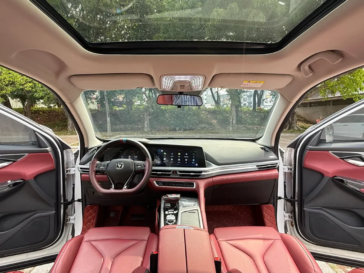 2022 ChangAn CS75 Plus 2.0T 233HP L4 8AT,autocango,china used car exporter,china ev exporter,chinese used car exporter,chinese used ev exporter