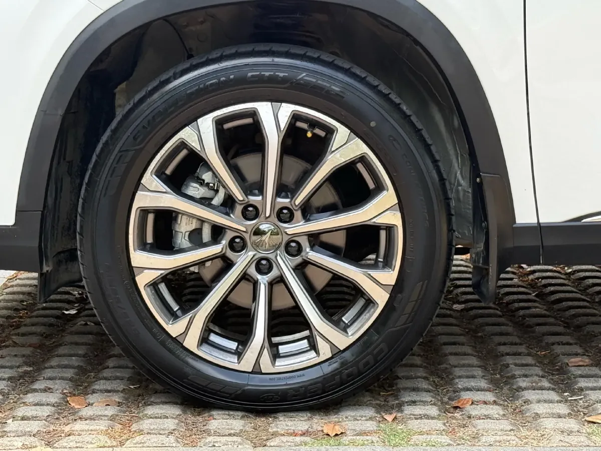 2022 ChangAn CS75 Plus 2.0T 233HP L4 8AT,autocango,china used car exporter,china ev exporter,chinese used car exporter,chinese used ev exporter