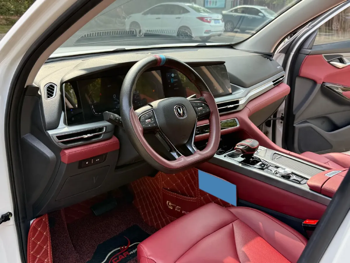 2022 ChangAn CS75 Plus 2.0T 233HP L4 8AT,autocango,china used car exporter,china ev exporter,chinese used car exporter,chinese used ev exporter