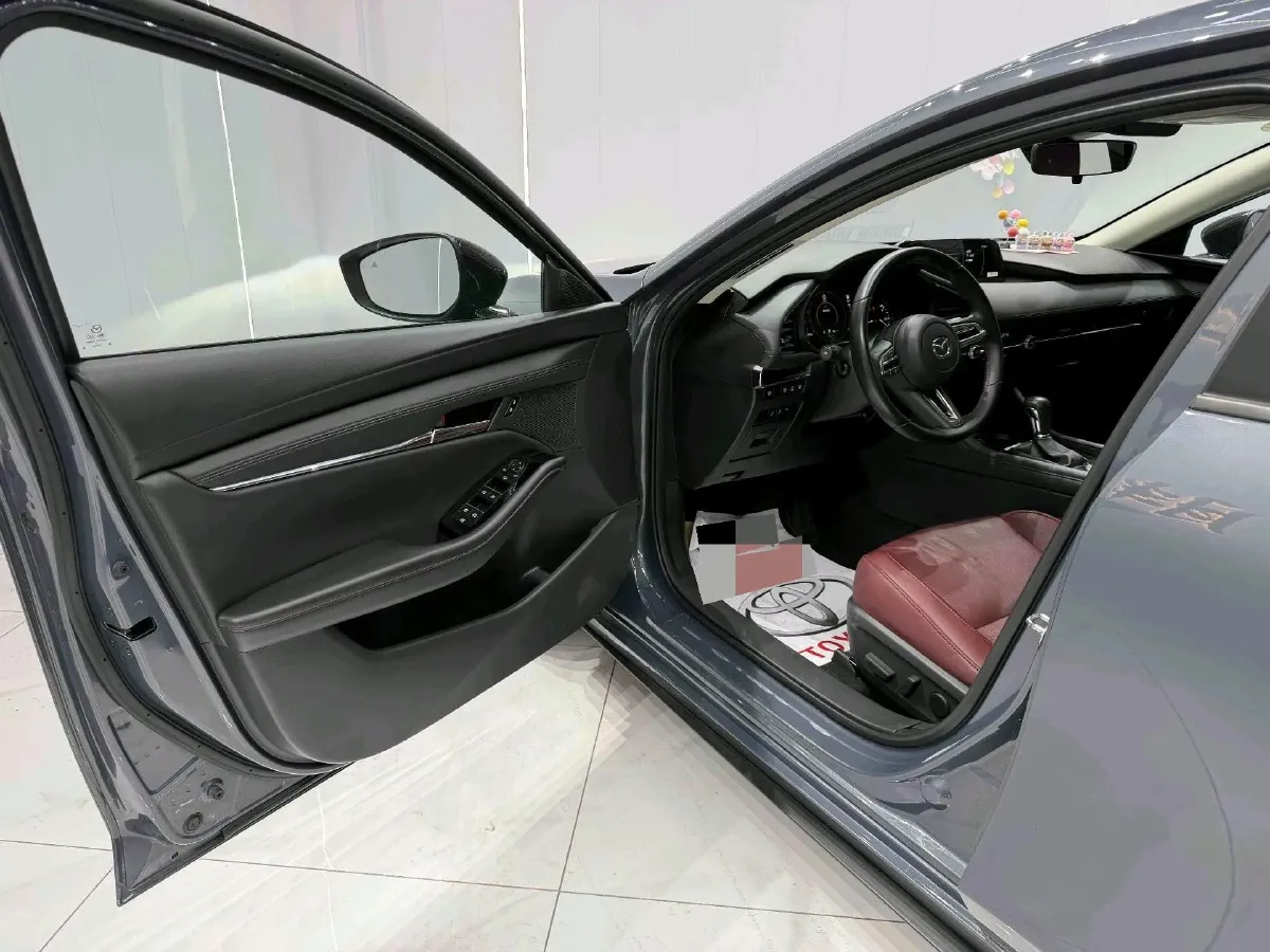 2021 Mazda 3 Axela 2.0L 158HP L4 6AT,autocango,china used car exporter,china ev exporter,chinese used car exporter,chinese used ev exporter