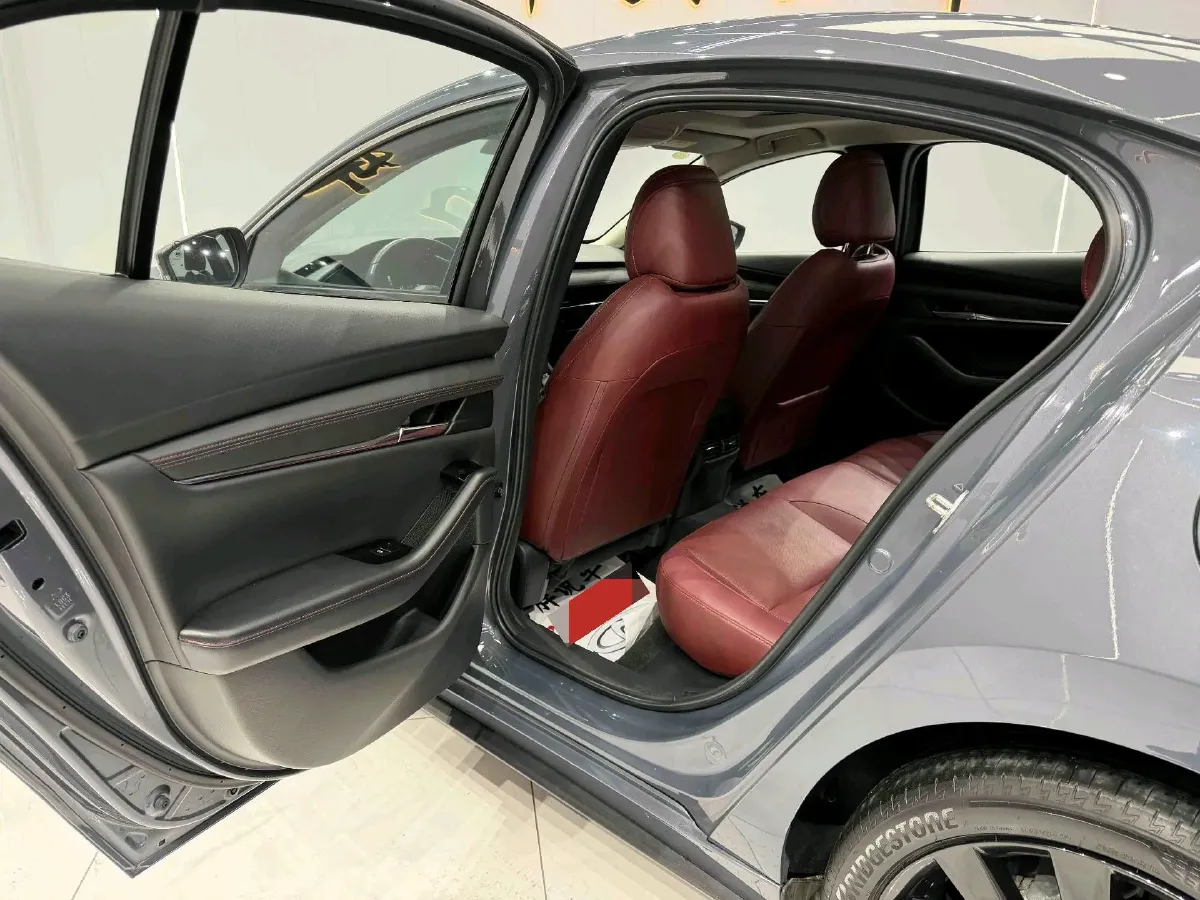 2021 Mazda 3 Axela 2.0L 158HP L4 6AT,autocango,china used car exporter,china ev exporter,chinese used car exporter,chinese used ev exporter