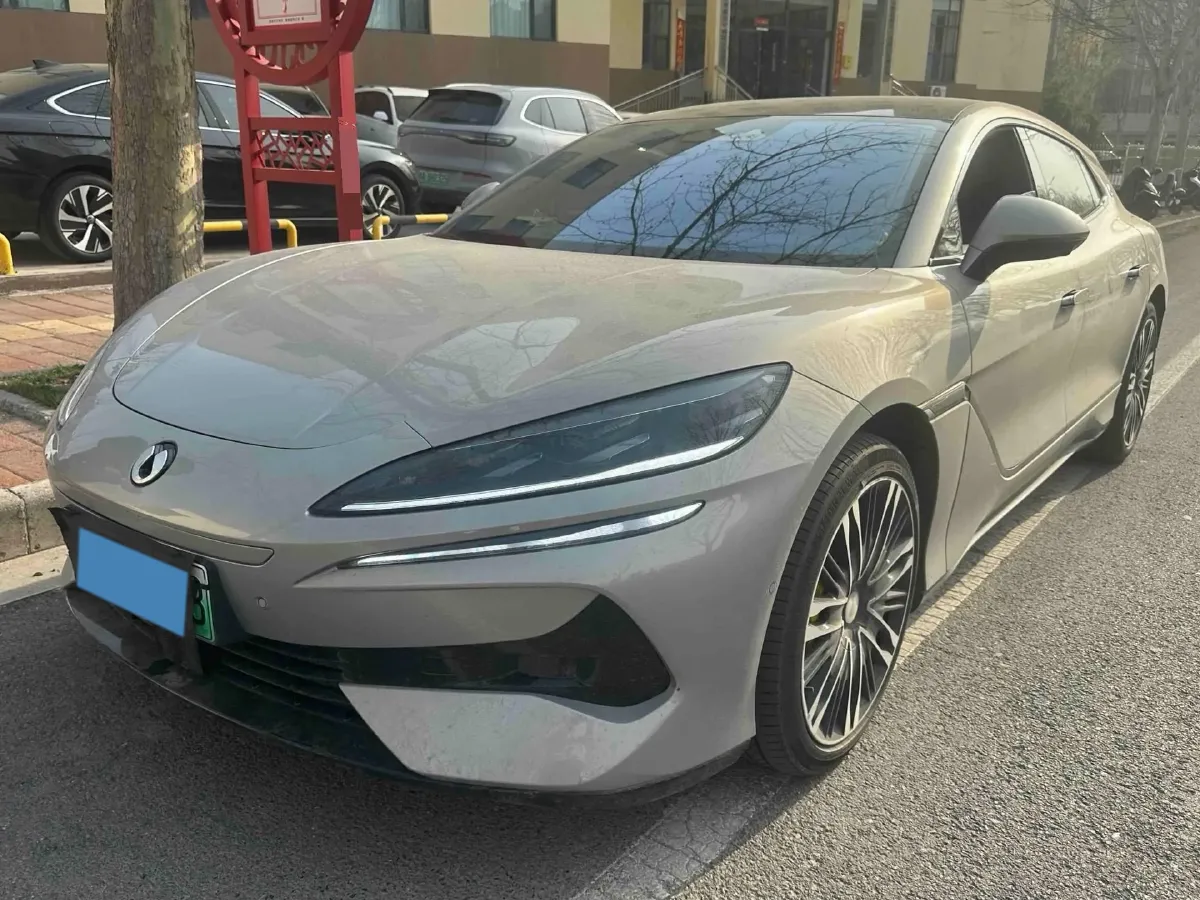 2024 Denza DenzaZ9GT 2.0T 207HP L4 E-CVT PHEV 38.5KWH,autocango,china used car exporter,china ev exporter,chinese used car exporter,chinese used ev exporter